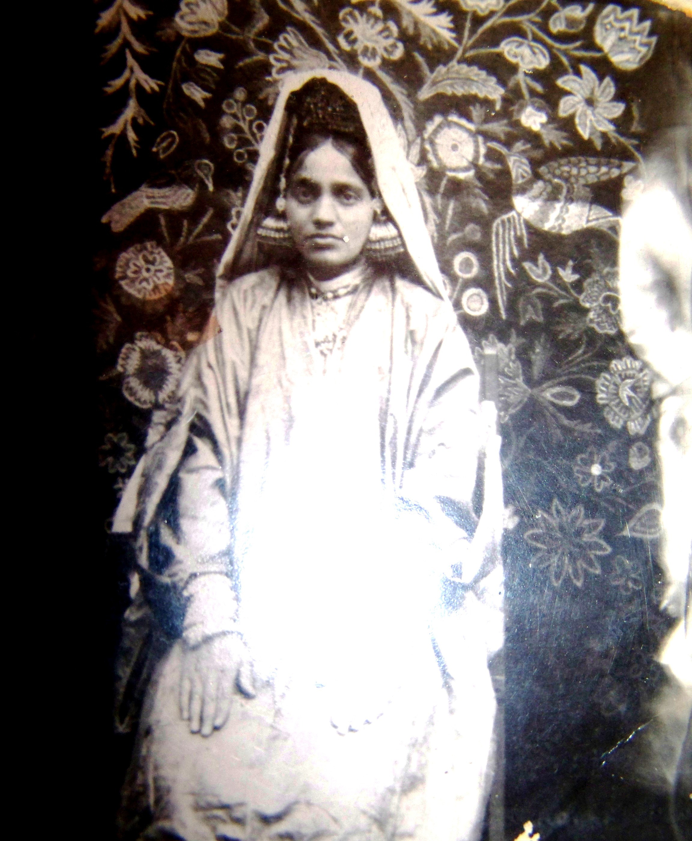 Wife of Mir Ghulam Rasool Shahdad and mother of Mir Mohammad Maqbool Shahdad in early 1930's